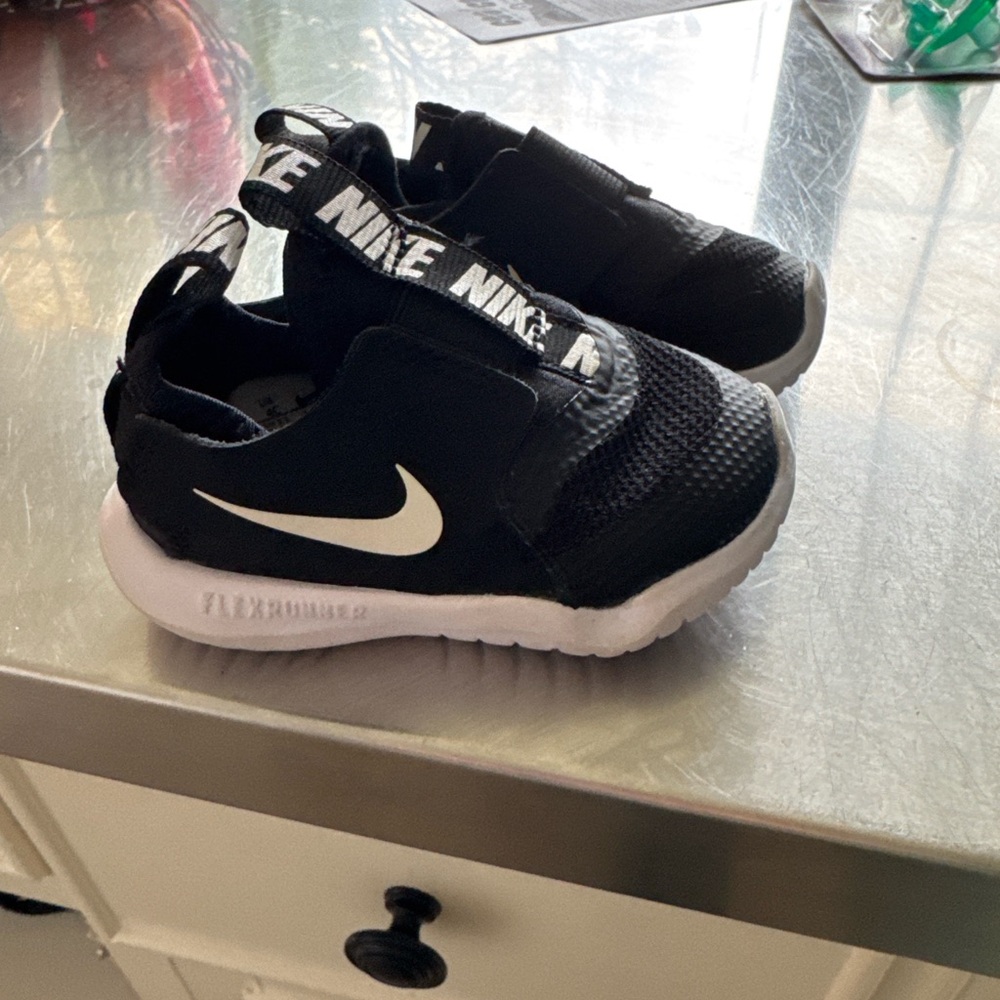 Nike Kids Black and White Velcro Slip-On Sneakers
